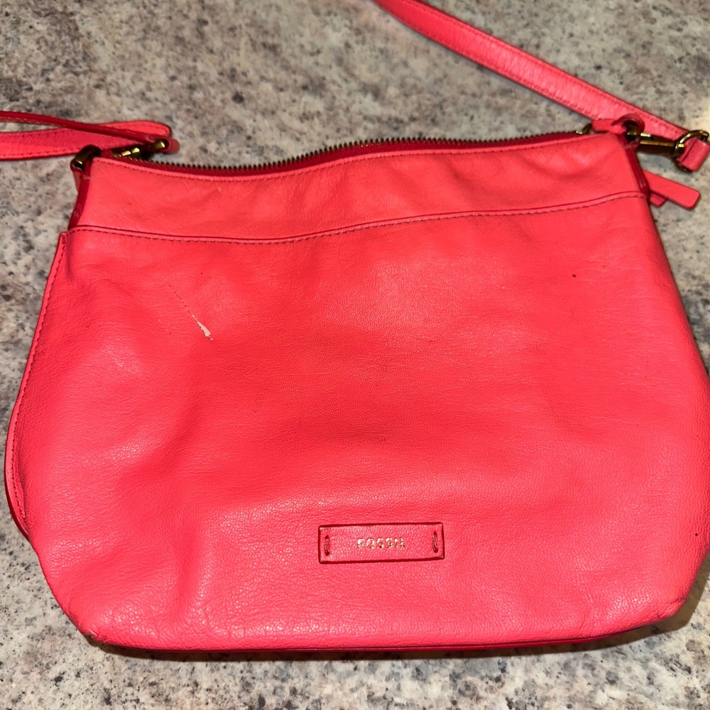 Fossil‎ Crossbody Bag bright Pink Leather Adjustable Strap Key Accent